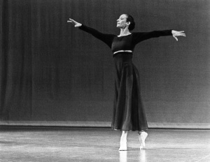 Dancer: Rachel Browne. Photo: Andrew Oxenham, 1975